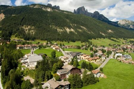 HotelDolomiti014 450x300 Offerta last minute per il ritiro degli azzurri a Dimaro 