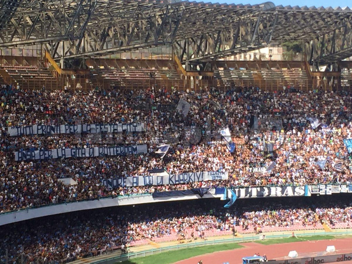 FOTO - La Curva B Celebra I Tifosi Andati In Trasferta Per Shakhtar-Napoli